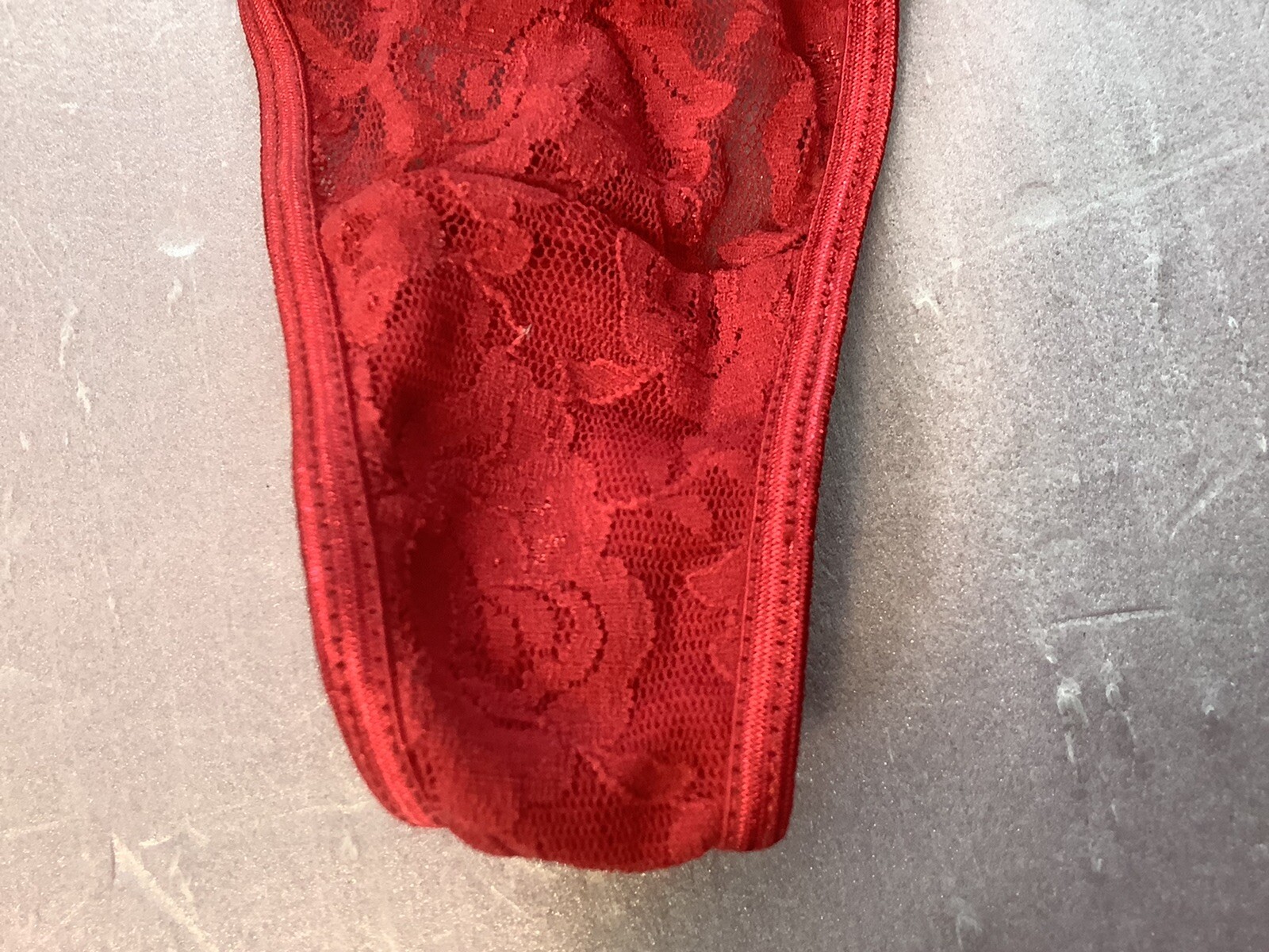 Women Vintage Panties Thongs Secret Treasures Size 6(M) Red Fishnet Floral