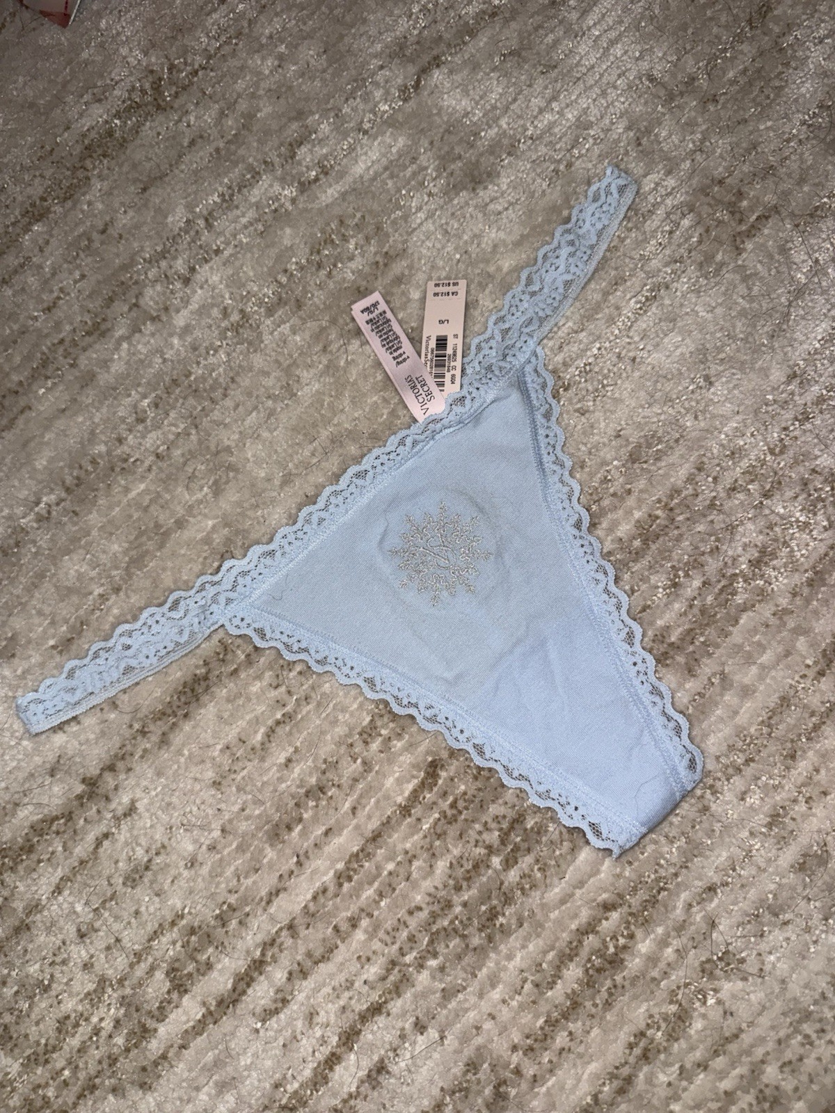 New Victoria’s Secret PINK Blue Snowflake Embroidered Lace Trim V-String Thong L
