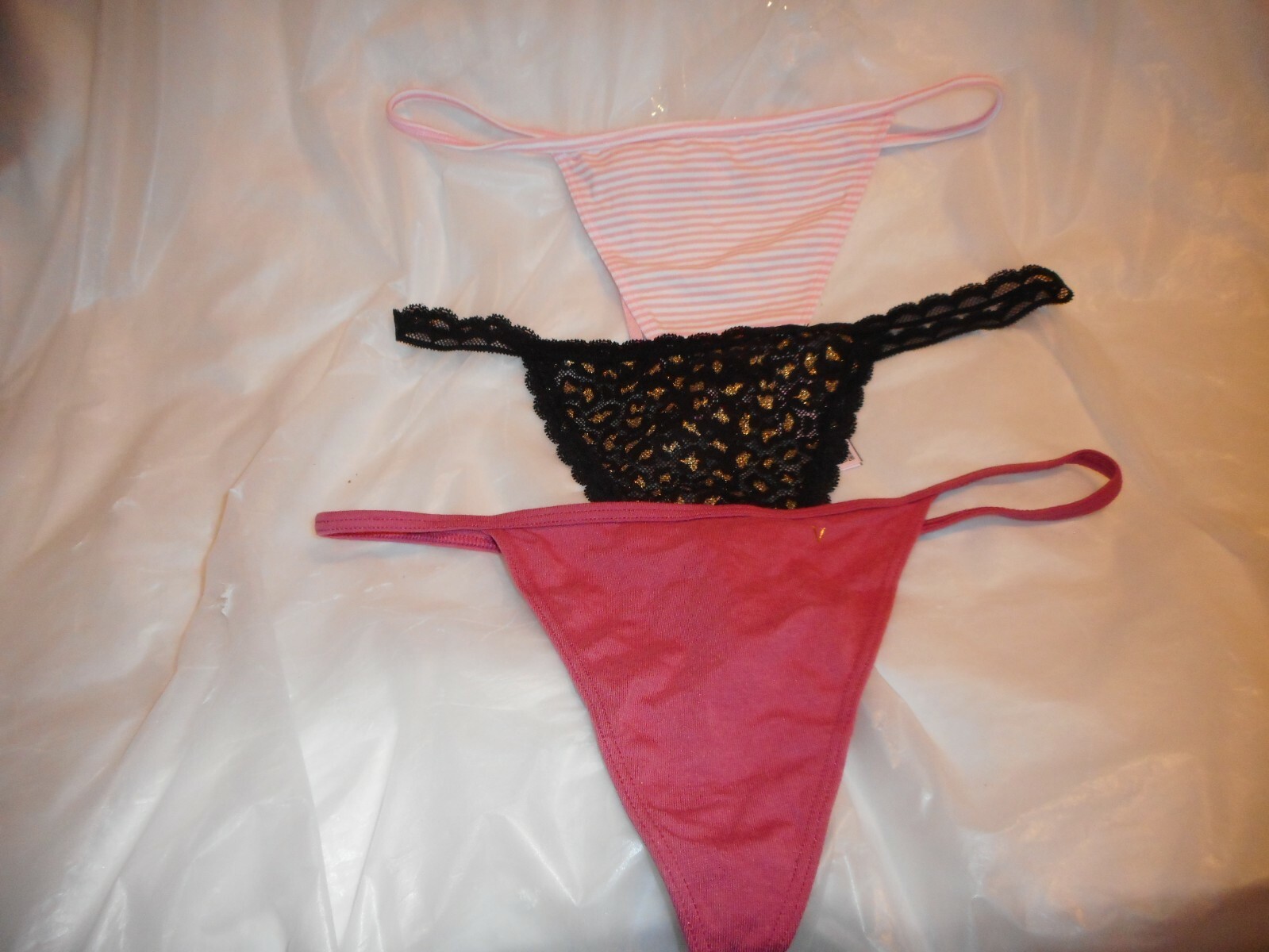 Victoria’s Secret V STRING Panty different colors Medium