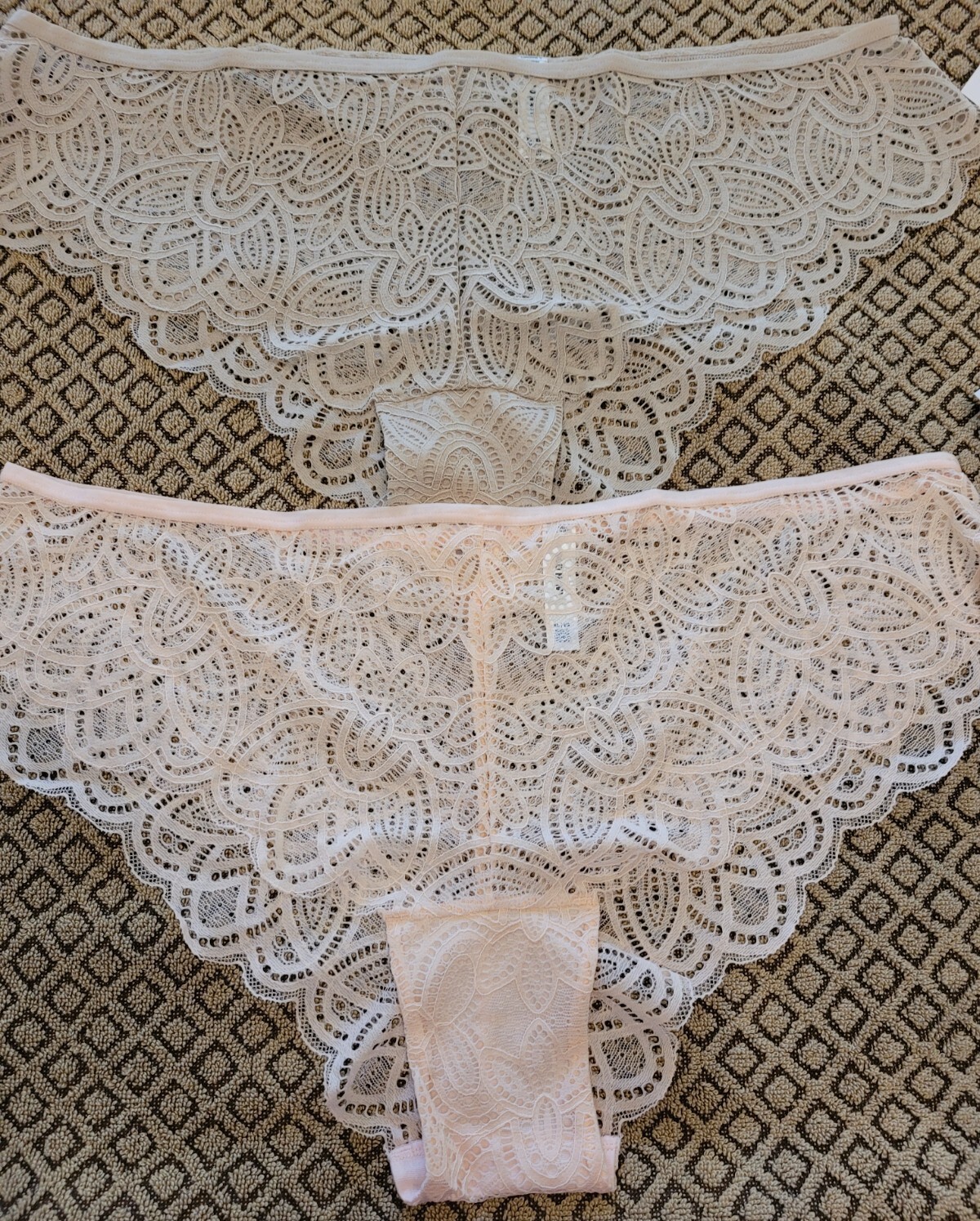XL OLD NAVY SeXy Lace 1 Beige 1 Pink Oyster Cheeky Underwear Panties NWT
