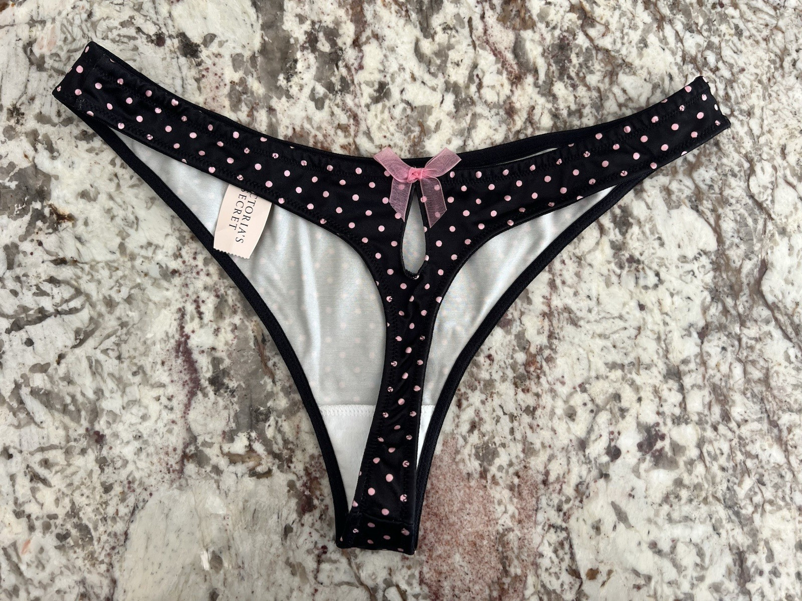 True Vintage Victoria’s Secret Sexy Little Things Keyhole Thong Panties Medium