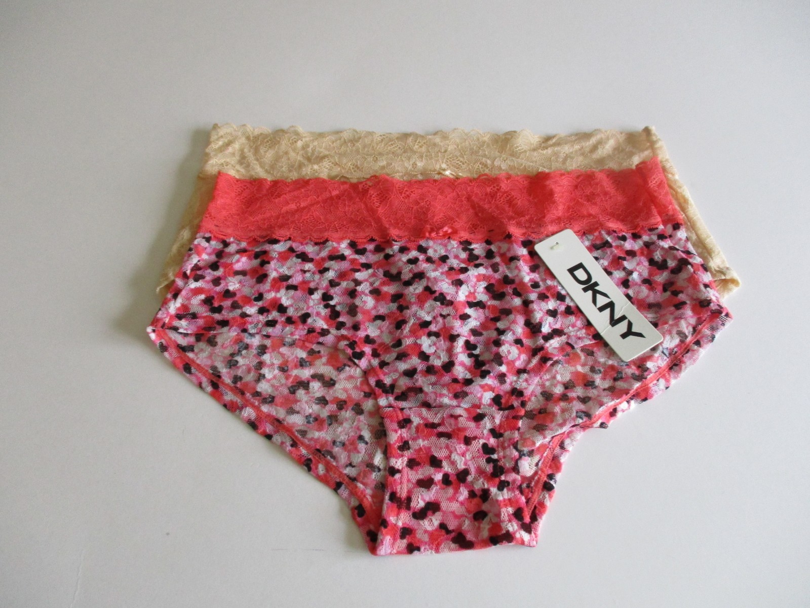 DKNY 545000 Signature Lace Boyshort Panty S, M MSRP $12.00 NWT