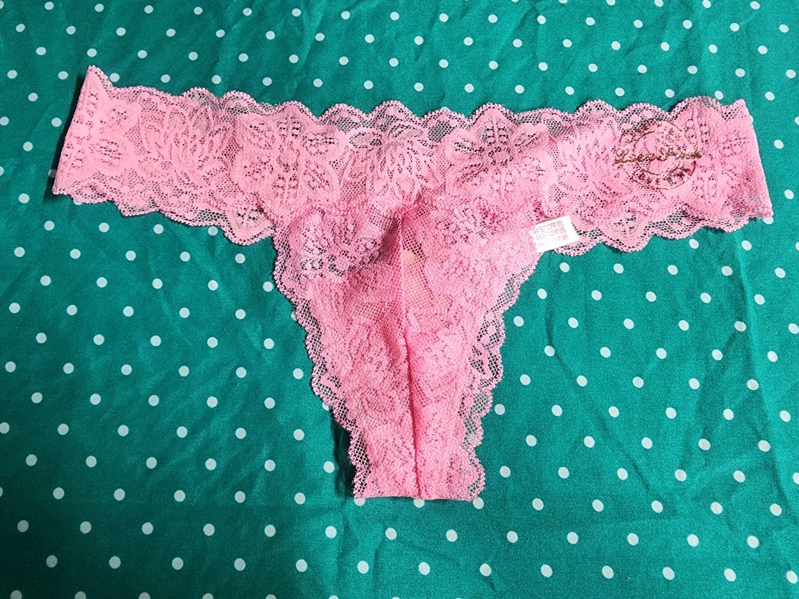 New! VICTORIA’S SECRET Sz S/P PINK LACE CHEEKY THONG PANTIES