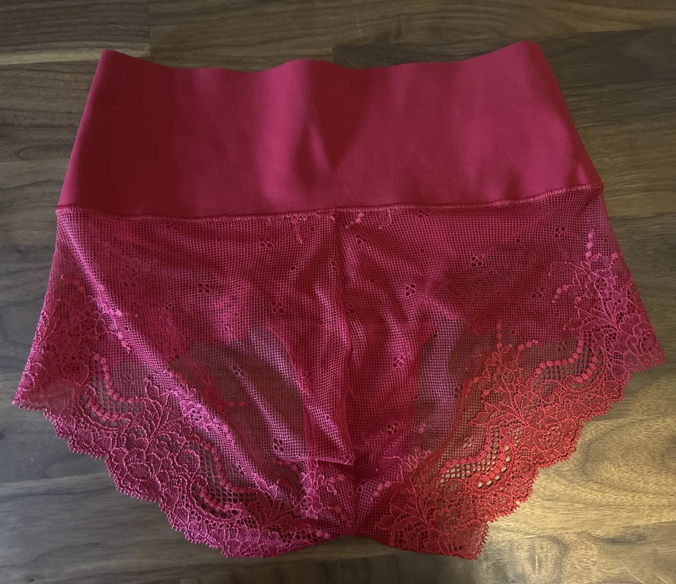 Spanx Sara Blakely Red Lace Pull On Hipster Panty Size XS Undie-tectable Shape