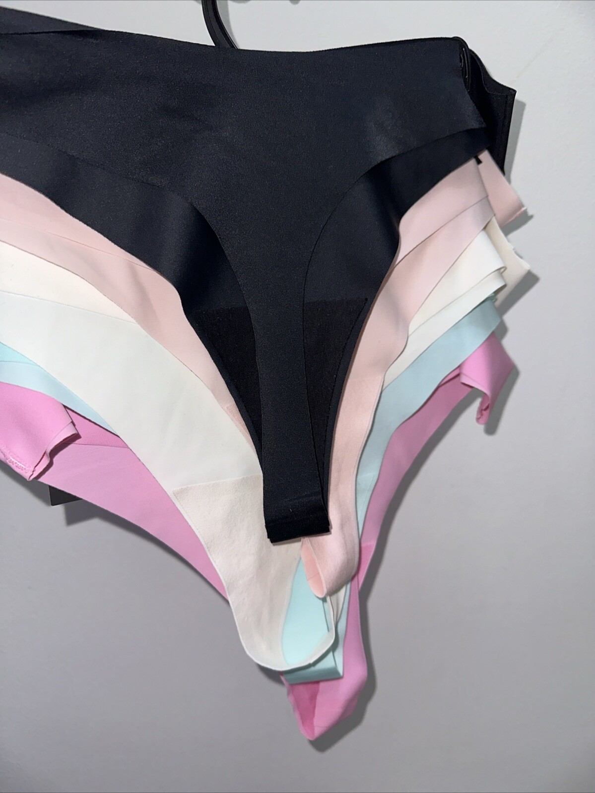 STEVE MADDEN Size: XL – 5 Pack No Show Thong Panties 🛍️ 82% Nylon-18% Spandex