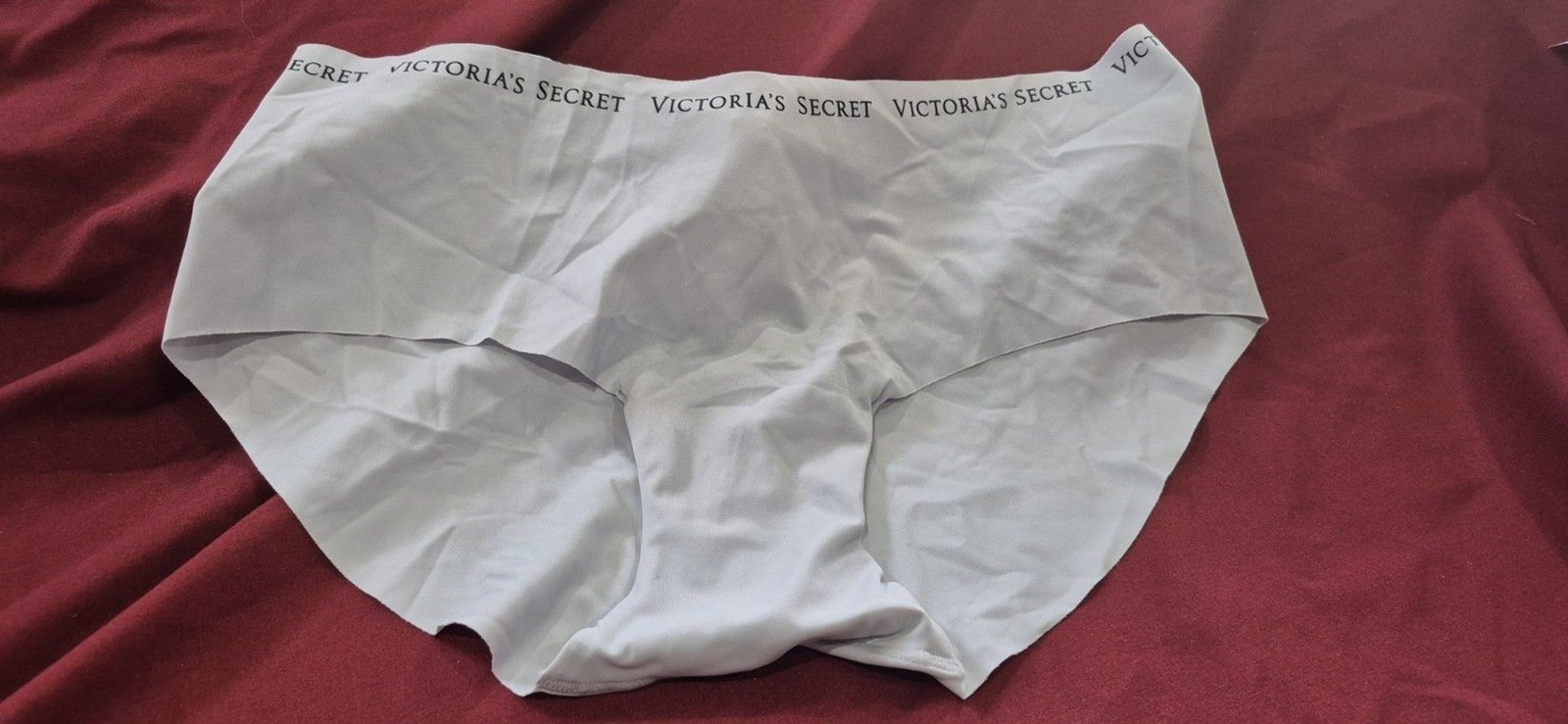 NWT VICTORIA’S SECRET Medium Gray Hip Hugger Panty Smooth Seam Panties New